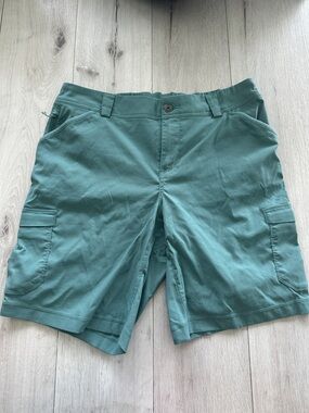 Duluth Women's Dry On The Fly 10" Shorts Seafoam Green 14 EUC